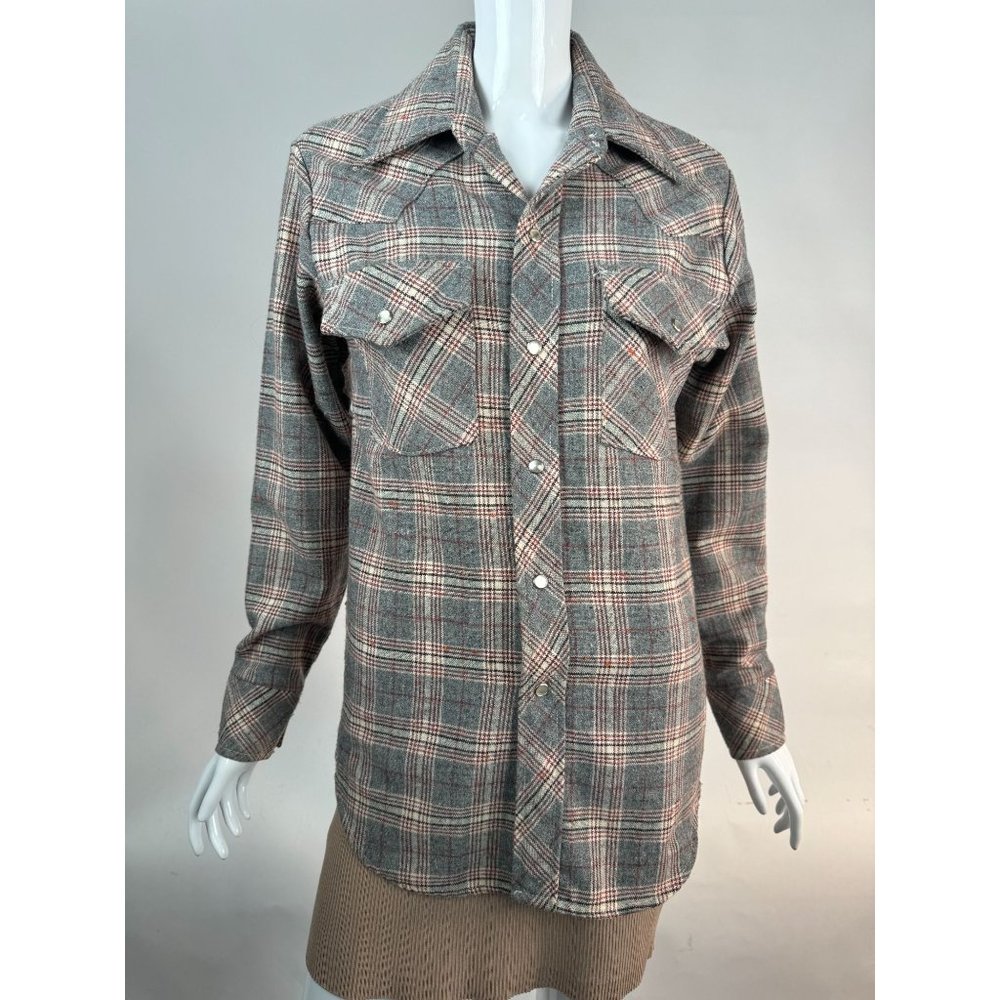 Foxy Western Plaid Pearl Snap Shirt Small Grey 70% Polyester, 30% wool Vintage